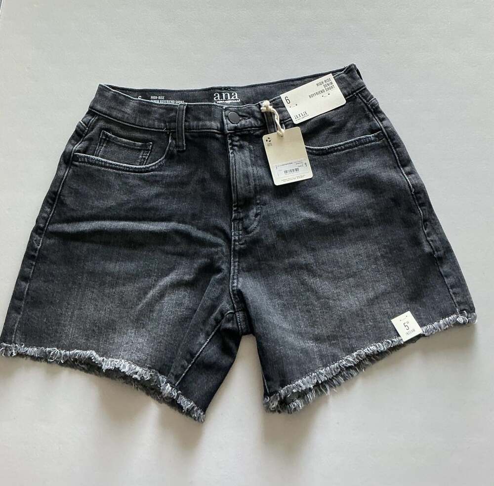 Ana High-Rise Denim Boyfriend Short Size 6 Charcoal